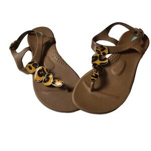 OkaB Sandals 6 Ankle Strap Flat Brown Leopard Button Animal  Summer Beachy Vacay